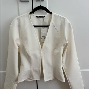 Zara Women's Off-White Blazer